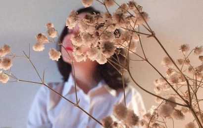 Ta có thể cười…