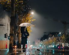 Bao giờ em về lại tháng 5