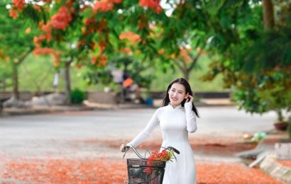 Bên ngưỡng cửa mùa hè